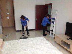 专业清洁服务 从擦玻璃到深度保洁，打造洁净舒适空间